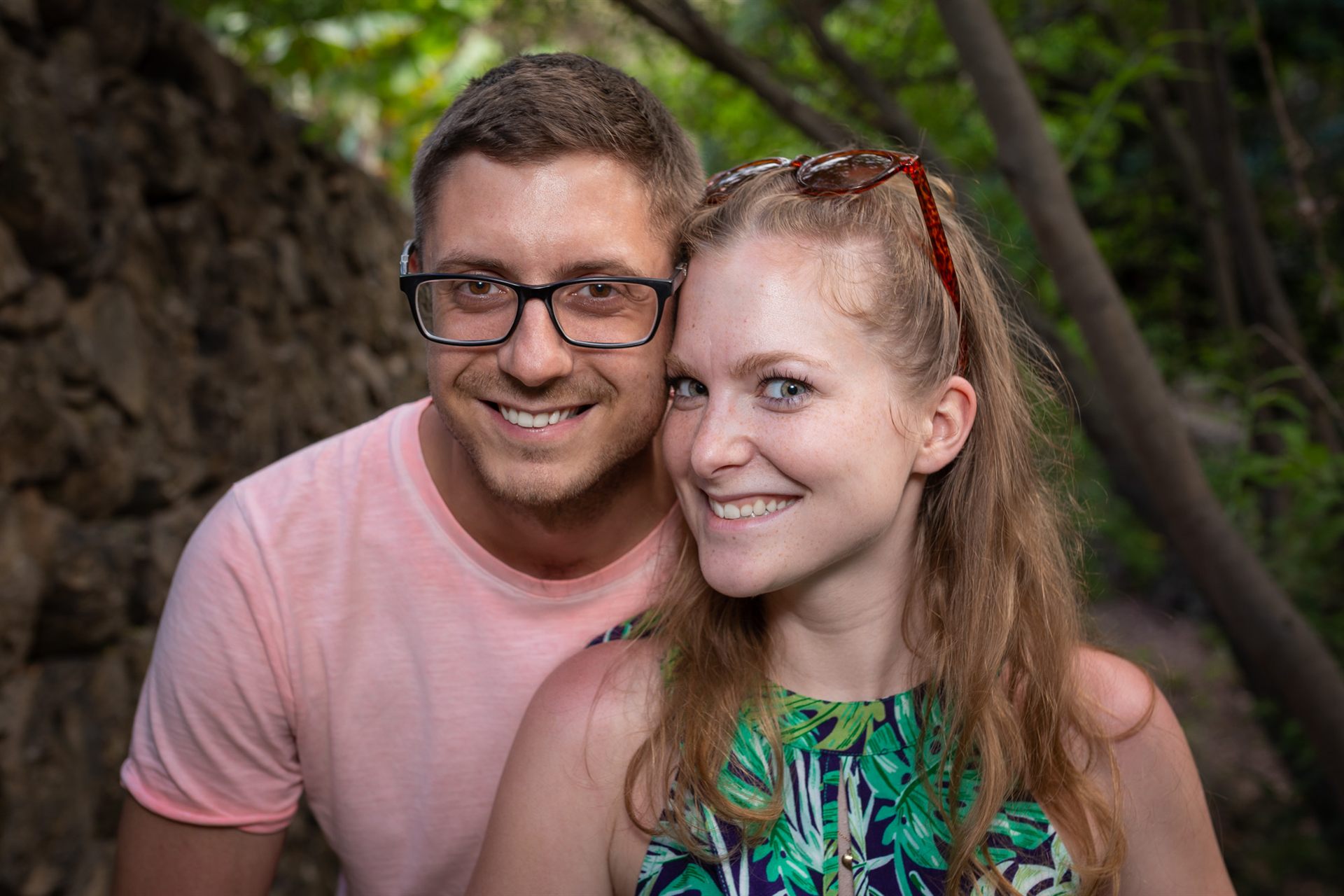 Dorothy y Milan en el jardín botánico Drago Milenario, Icod de los Vinos, Tenerife